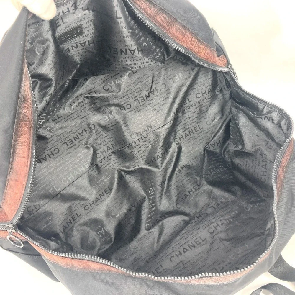 CHANEL Black Logo Shoulder Bag